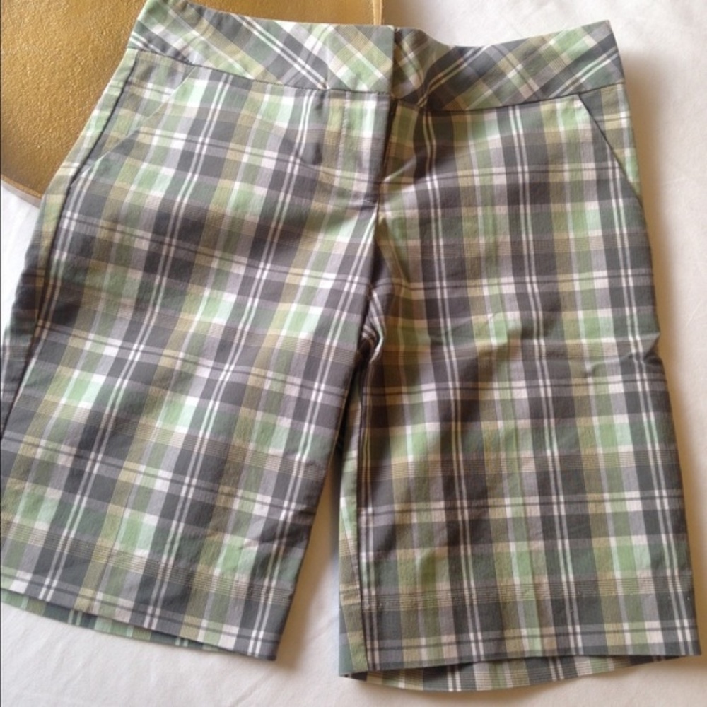 Ella J. Junior's Bermuda Shorts, Size 1, NWOT